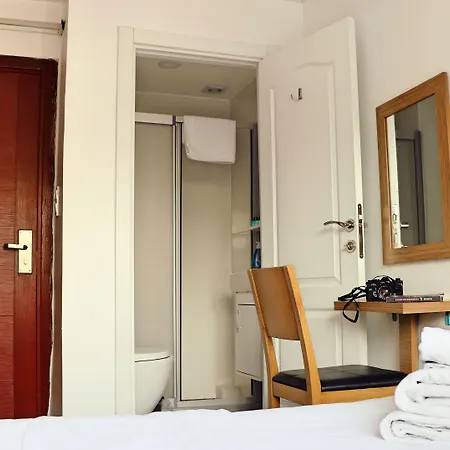 Хостел Hush Moda *