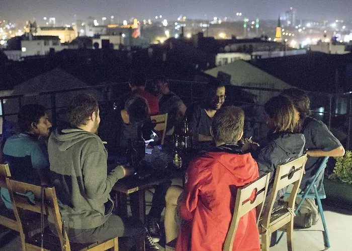 Хостел Hush Moda *