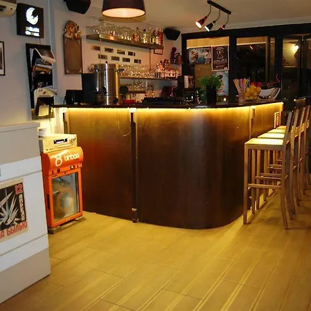 Auberge de jeunesse Hush Moda *