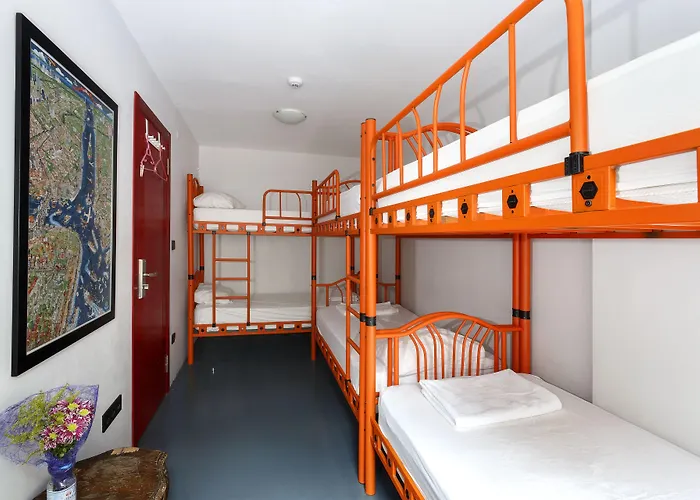 Hostal Hush Moda Estambul