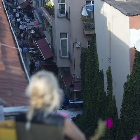 Hush Moda Albergue *